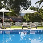 Pelecas Country Club Отель Пелекас