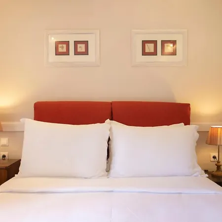 Pelecas Country Club Отель Пелекас