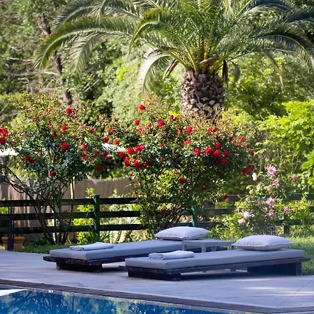 Pelecas Country Club Otel Pelekas